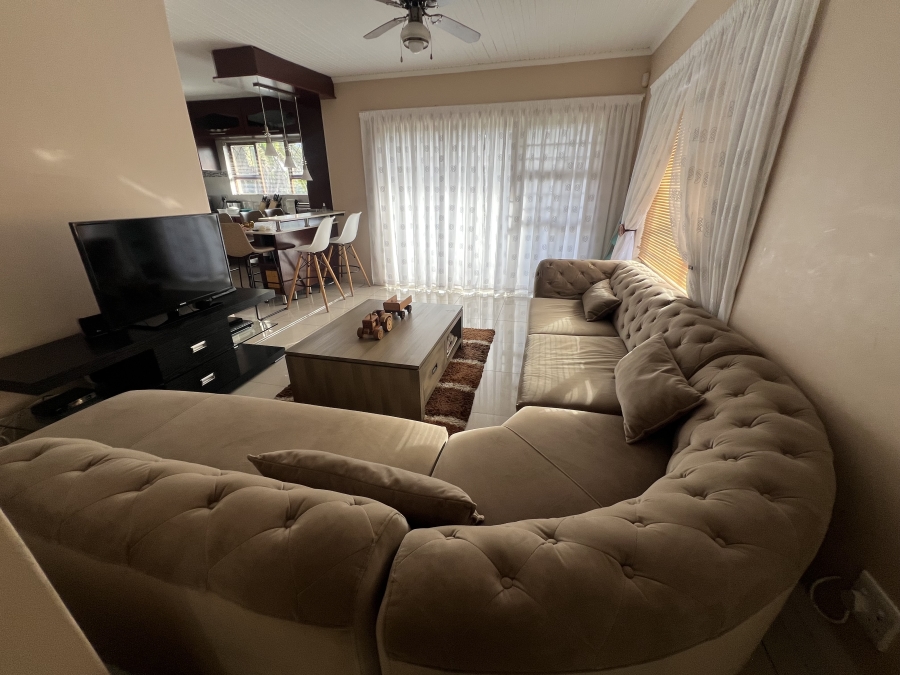 4 Bedroom Property for Sale in Beacon Bay North Eastern Cape